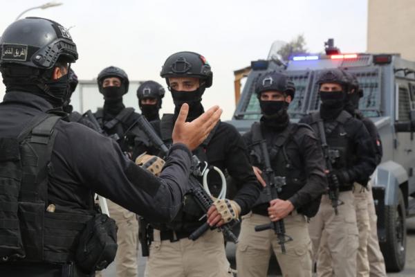 الأمنالقبض على 8 مروجين في عمان والمفرق وضبط مخدرات وأسلحة