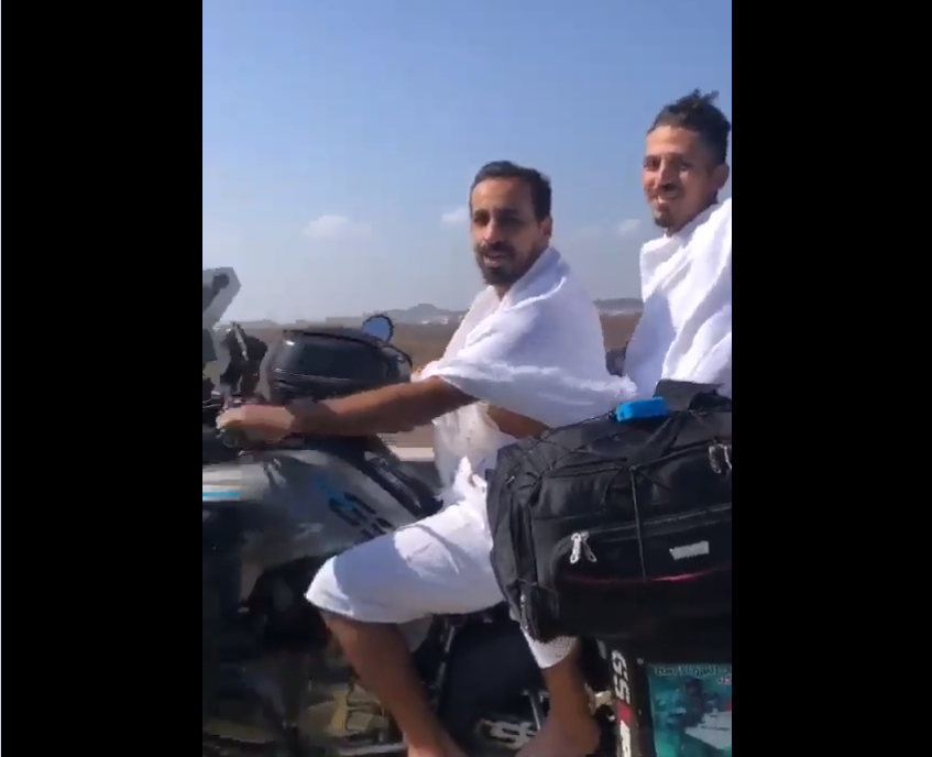 بعد مرورهما بـ 8 دول في 50 يوماً جزائريان يصلان إلى مكة على دراجة نارية