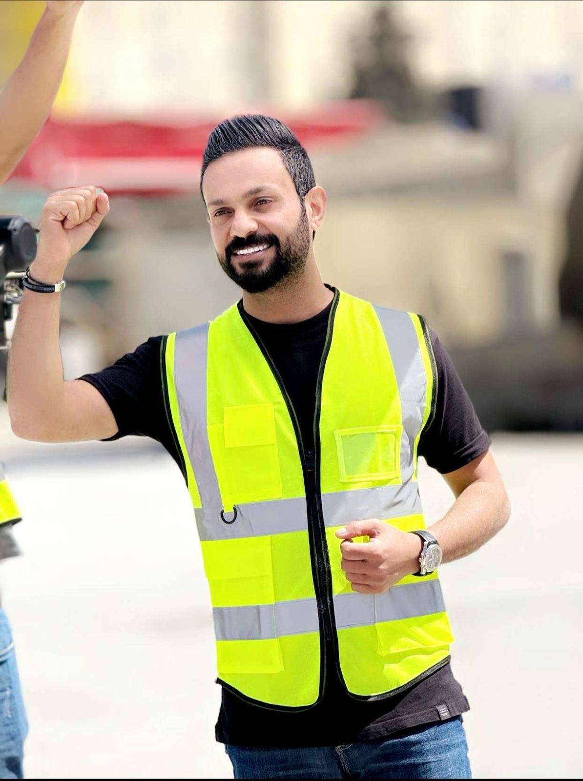 بالهمة الهمة  حمدي المناصير. يحتفل بالعمال 