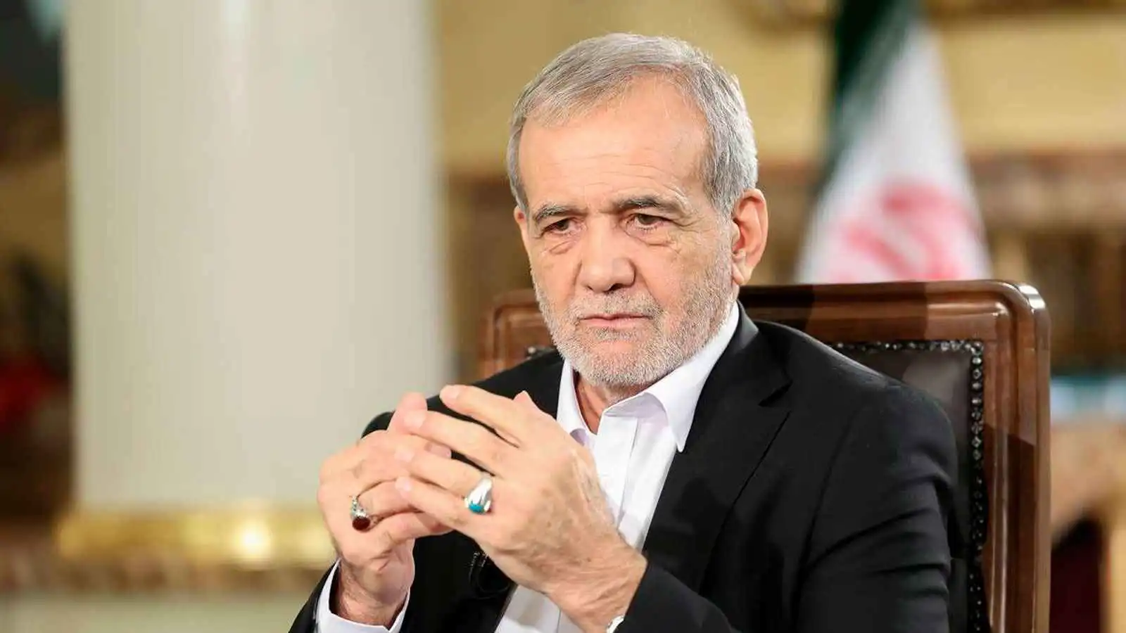 الرئيس الايراني يتخذ خطوة مهمة لتجنب الحرب