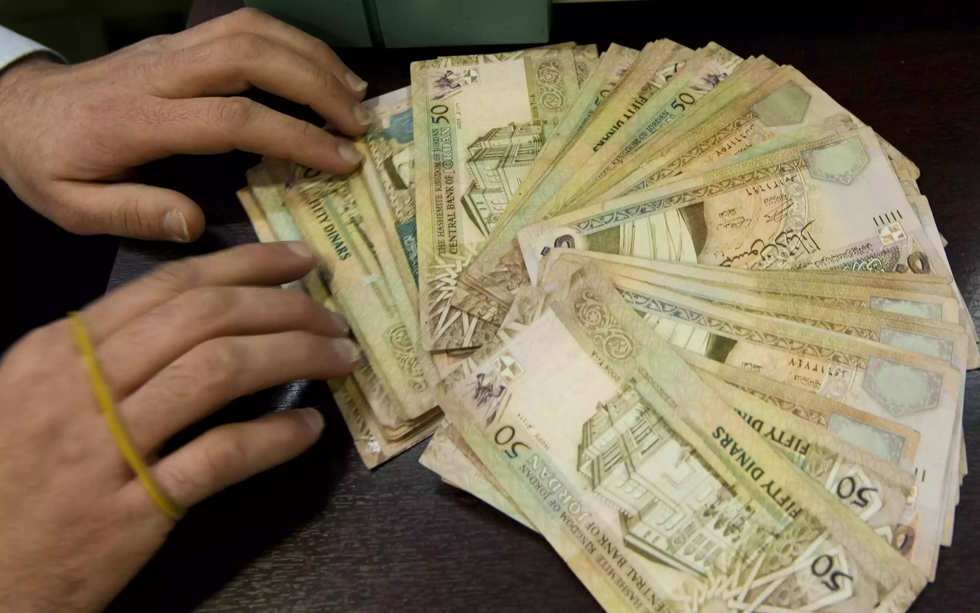 لمن يعرفهم.. أموال أردنيين ستذهب للحكومة (أسماء)