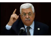 الرئيس الفلسطيني محمود عباس يصدر قراراً مهماً