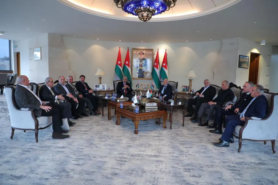 "عقدان من اثير الخير".. حياة اف ام تضيء شمعتها الـ 21 برعاية رئيس مجلس النواب وحضور نخبوي حاشد