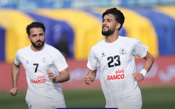 "الغزلان في القمة".. الرمثا يكتسح السرحان بثلاثية ويتربع على عرش صدارة المحترفين