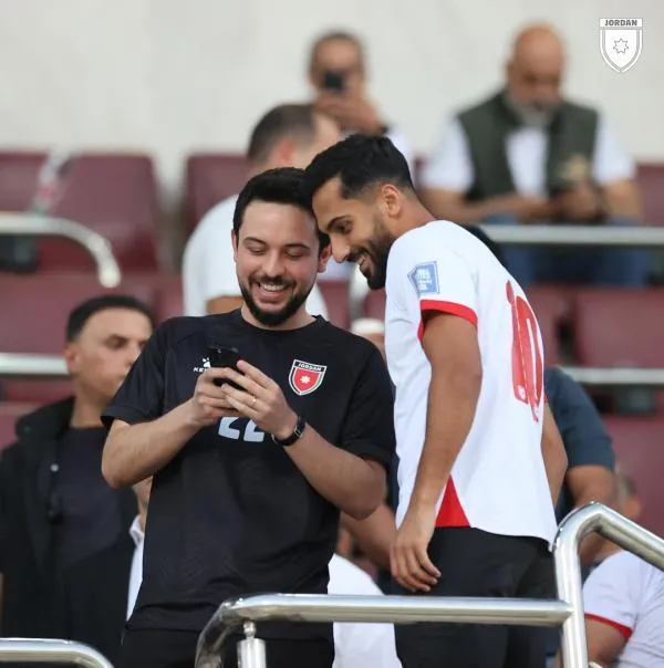 "بصمة ملكية على ابداع النجم".. ولي العهد يشيد بهدف التعمري في شباك سان جيرمان