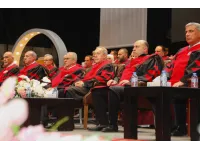 بالصور.. دولة الكباريتي يرعى  اليوم الثاني لإحتفال عمان الاهلية بتخريج طلبة الفصل الاول من الفوج 33  